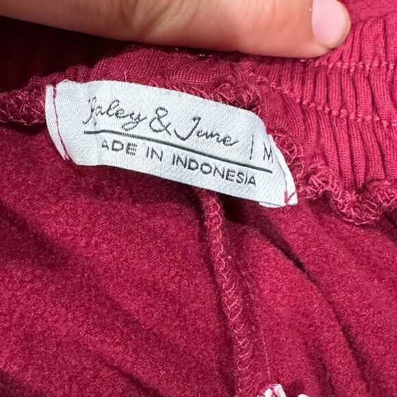 Haley & June Red Butter Soft Joggers Women’s Medium - Picture 4 of 4